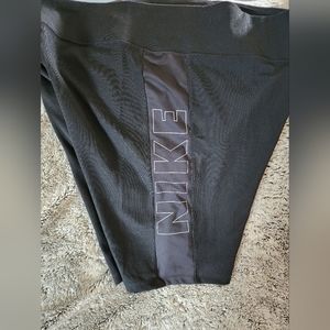 Womens Nike bikershorts